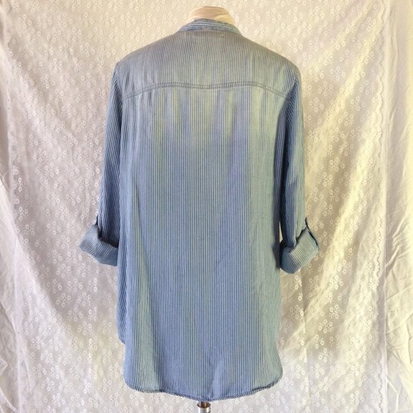 Striped Lace Up Tunic Top - Picture 3 of 8